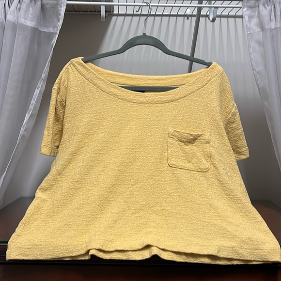 Gap Women's XL Oversized Pastel Yellow Short Sleeve Top - Picture 1 of 5